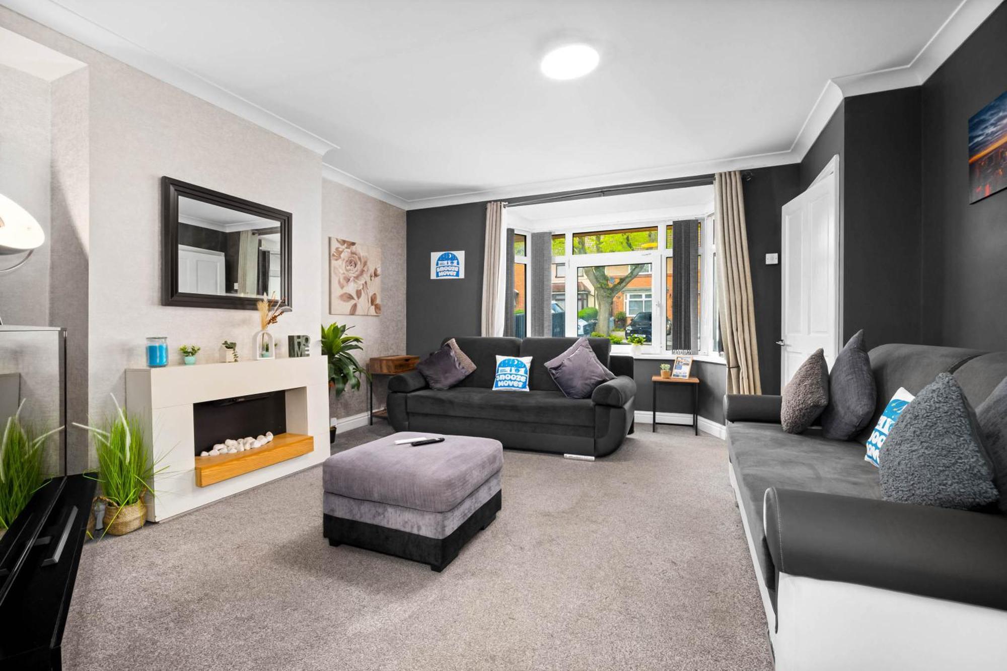 Stylish 3 Bedroom Home Away From Home Birmingham Bagian luar foto