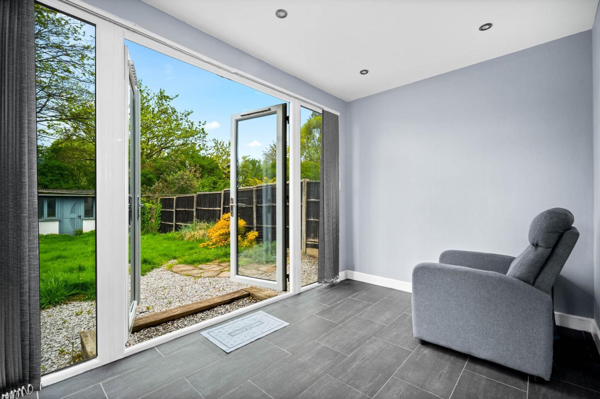 Stylish 3 Bedroom Home Away From Home Birmingham Bagian luar foto