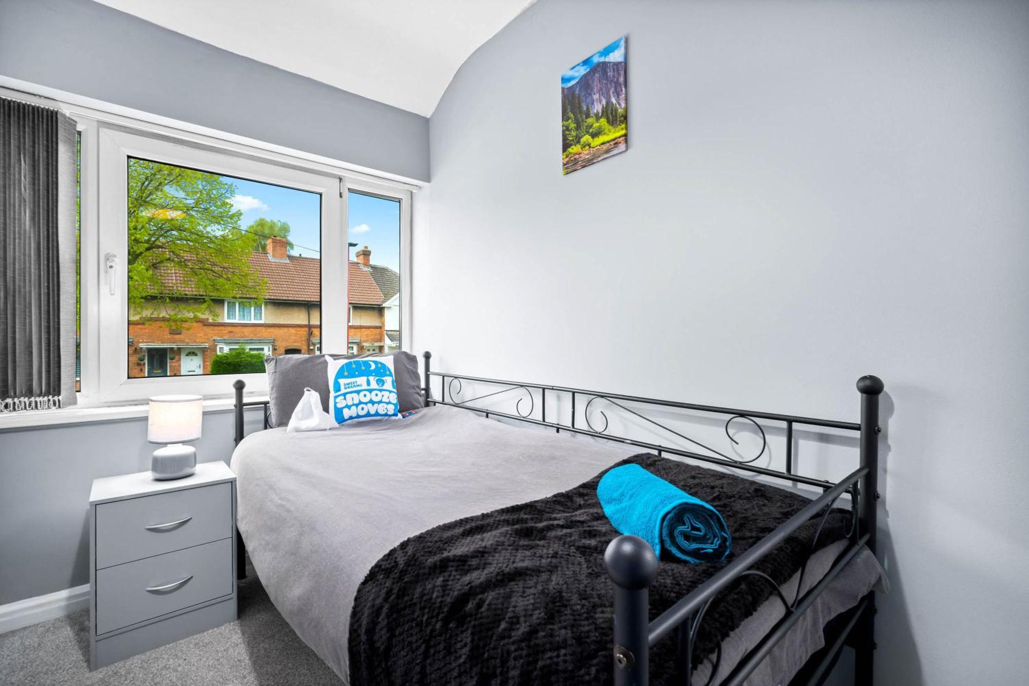 Stylish 3 Bedroom Home Away From Home Birmingham Bagian luar foto